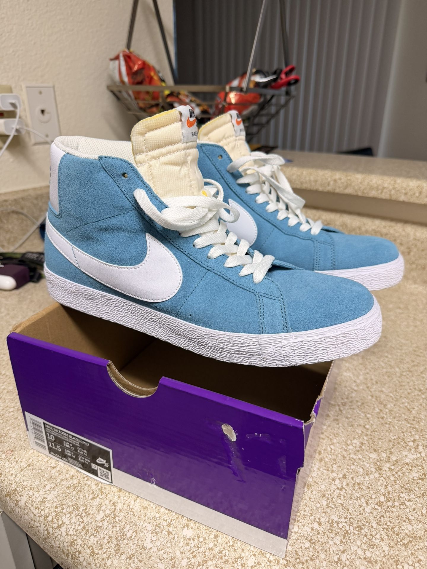 Teal Nike Blazer Size 10, With Box