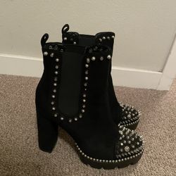 Women’s Boots 8.5