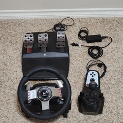 Logitech G27 Force Feedback Racing Wheel for Sale in Houston, TX - OfferUp