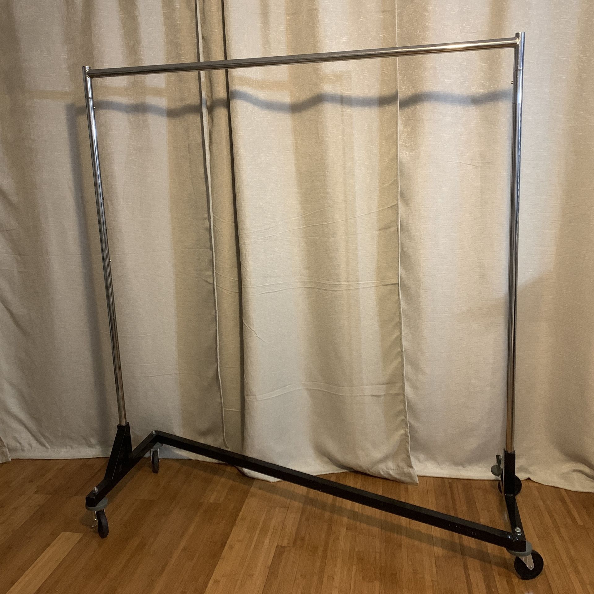 Z-Rack Garment Clothing Rolling Stand