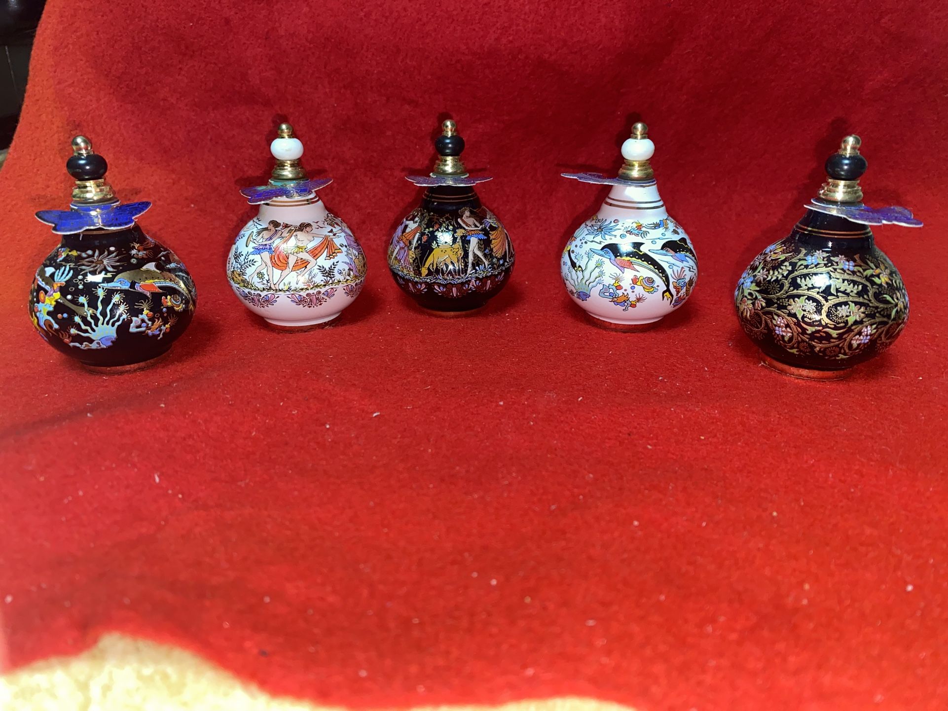 Vintage 3 Inch Set of 5 Oil/Perfume 24k gold Ceramic Vase Collectibles (Read Description)