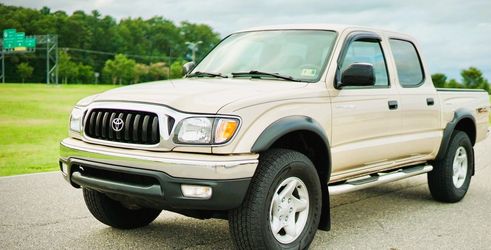 Toyota Tacoma TRD - Low Miles