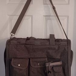 CLEAN LIKE NEW pet crate carrier on wheels 20' x 12" x 13" $50 FIRM