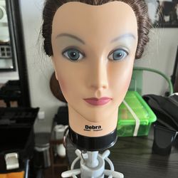 Burmax “Debra” mannequin head