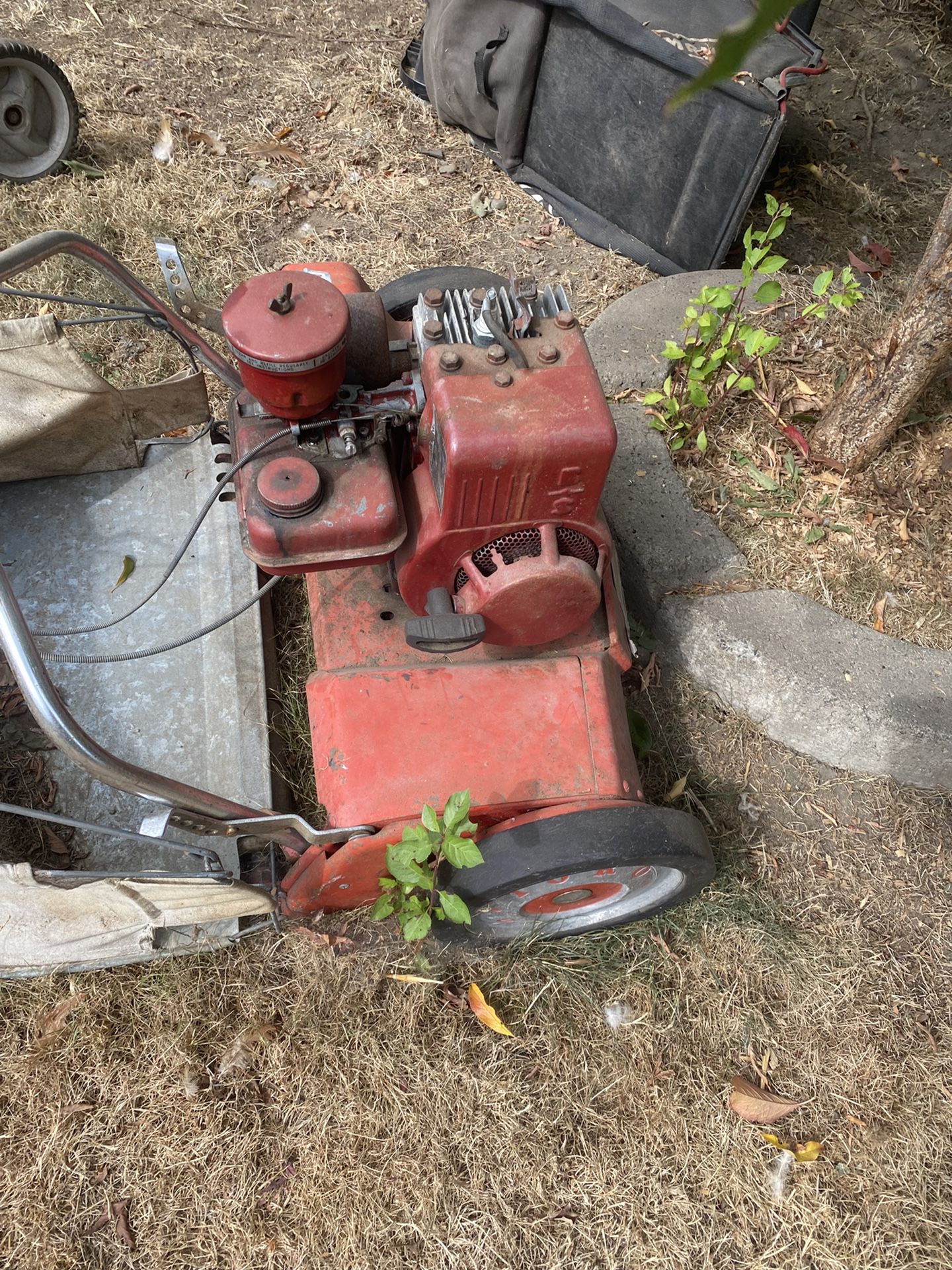 Toro lawn Mower Was running but needs new gas been sitting for a while