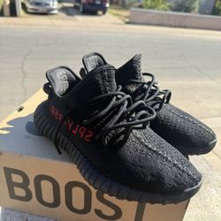 Adidas Yeezy Boost 350 V2 