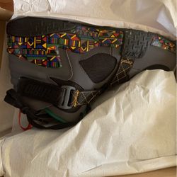 New Nike Air Raid Peace Size 11 Sneakers DS