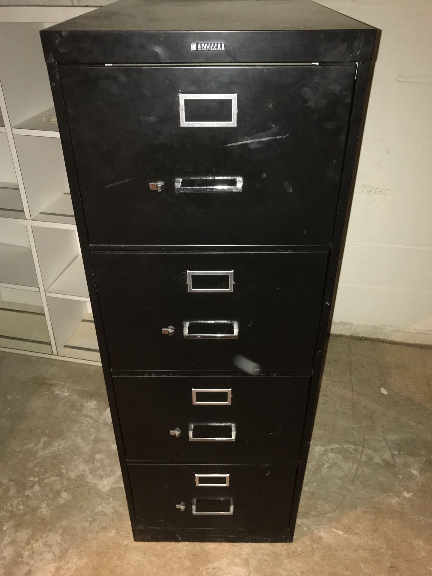 Heavy duty four-draw file cabinet