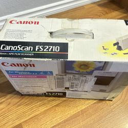 Canon CanoScan FS2710 Film Scanner with Box