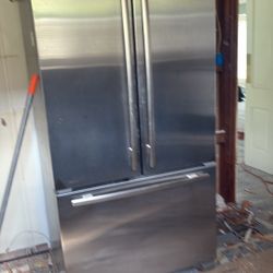 Refrigerator And Stove 