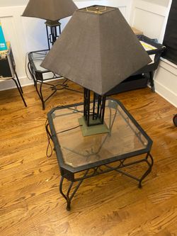 End table and lamps