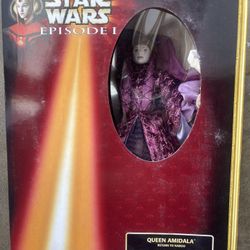 Queen Amidala Return To Naboo 2000 Portrait Edition