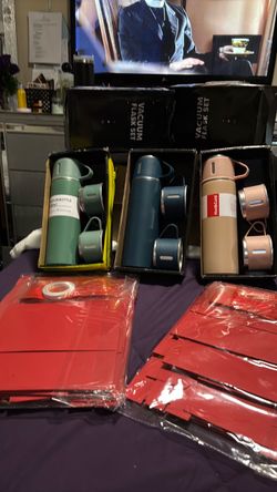 Hot and cold vacuum bottle