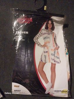 STRANGER THINGS ELEVEN COSTUME