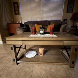 Modern Coffee Table With Drawer