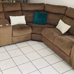 6 piece Sectional sofa in brown w/ two recliners/ storage/cup holders