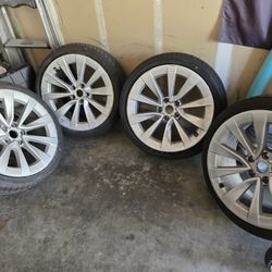4 Tesla Tires