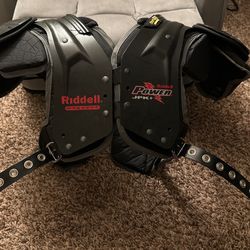 Riddell youth xl shoulder pads 