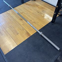 Iron Bull 45lb Olympic Barbell