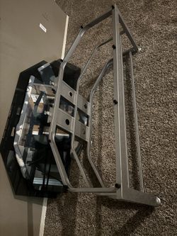 TV stand/ Entertainment center