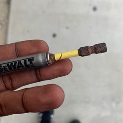 Dewalt