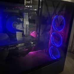 cyberpower pc (barely used) rtx 3050, intel i5 11th generation,  500gb of storage 40gb of ram