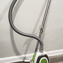 Bissell Hard Floor Expert Vacuum Cleaner / Aspirateur 