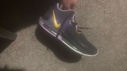 Lebron Witness 7 Size 11.5 Men