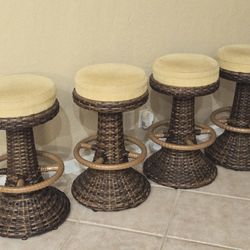 High Quality Tiki-Style Wicker Bar Stools