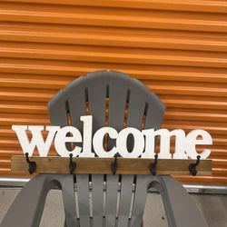 Large Welcome Hanger