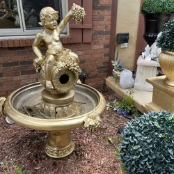 Very  Nice  Large fountain