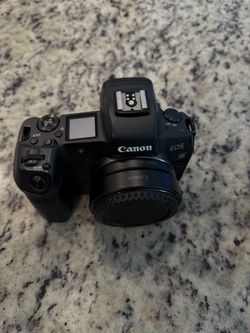 EOS R WITH RF TO EF Adapter