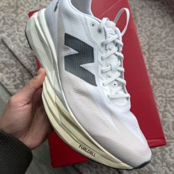 New Balance Fuel Cell Supercomp V5