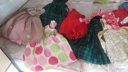 Girls dress 4t and 5t.