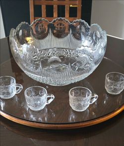Vintage Glass Punch Bowl with 4 Matching Cups
