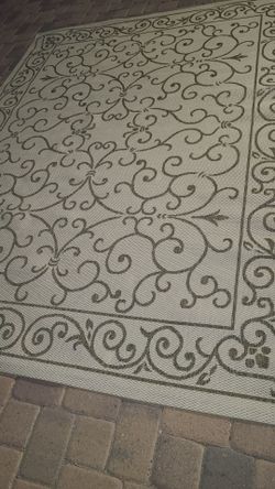 J.Y. Outdoor rug for Sale!!