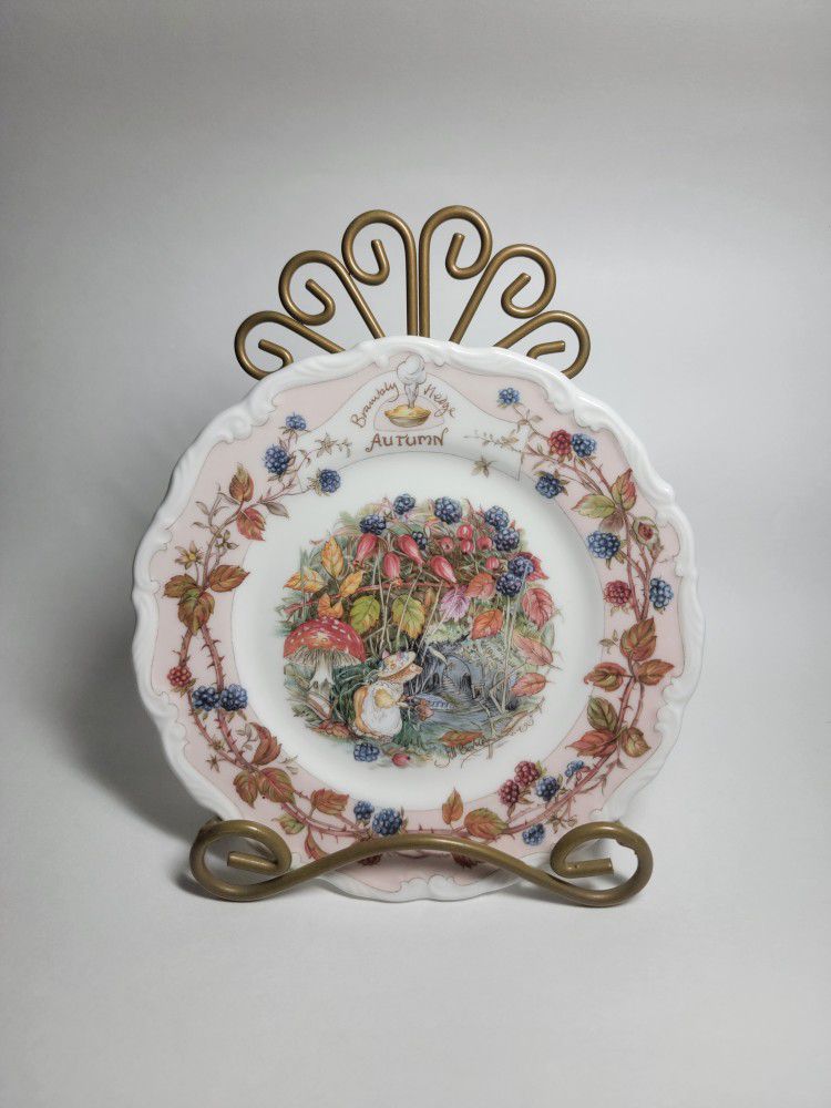 Royal Doulton Autumn The Afternoon Tea Plate by Brambly Hedge.