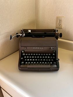 Royal Typewriter