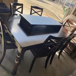 dining table & chairs
