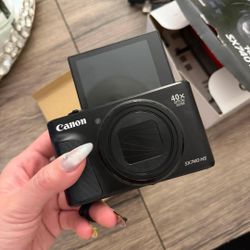 Canon PowerShot sx740 MINT