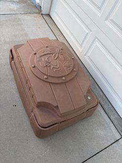 Kids Plastic Sandbox with Lid