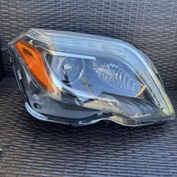 2013 2014 2015 MERCEDES GLK GLK350 W204 RIGHT PASSENGER SIDE XENON HEADLIGHT OEM A(contact info removed)
