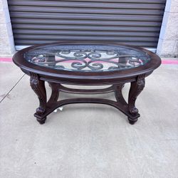 Cute Coffee Table. Delivery Available.