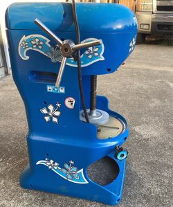 Ice shaver
