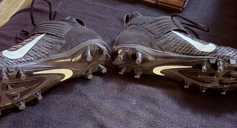 Nike men’s Football Cleats