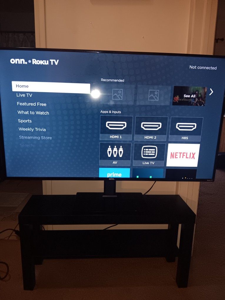 44in Smart TV With Stand