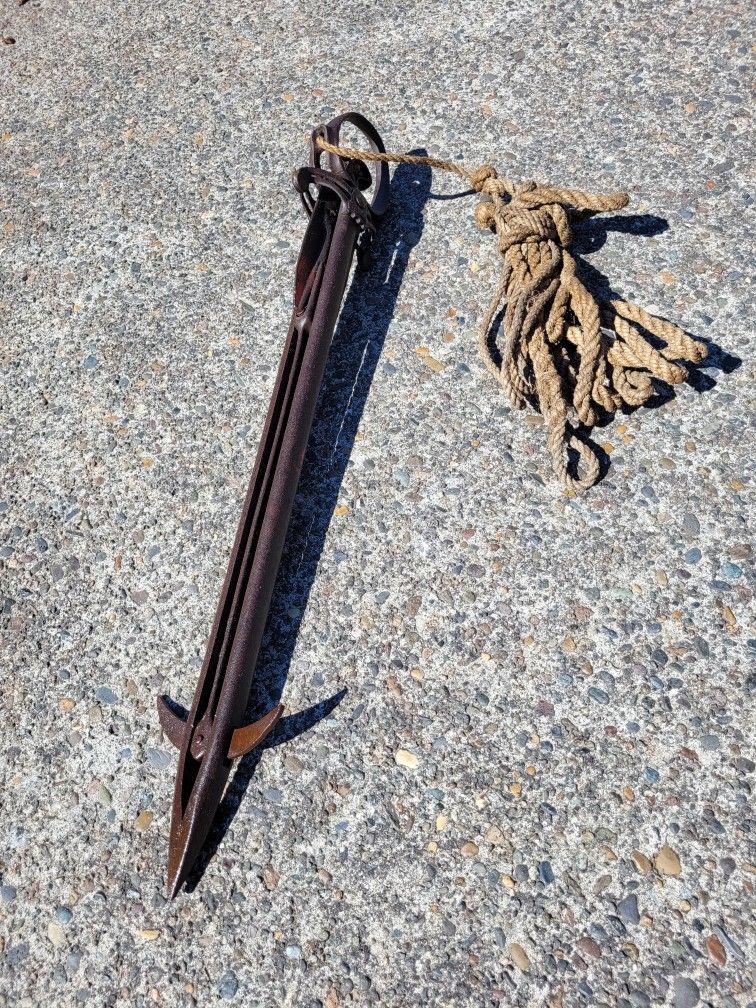 Antique Hay Bale Spear