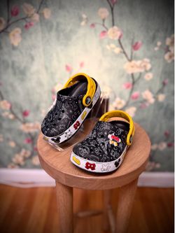 Crocs Mickey Mouse - Size C7