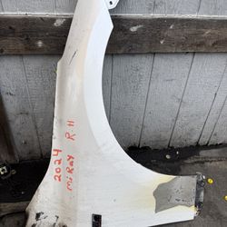 2024 Toyota Mirai Fender Passenger Side RH J419 w/o body side moulding; 2021 to 2024