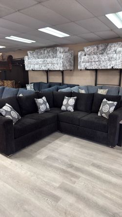 NEW SECTIONAL SOLID WOOD FRAME COLOR BLACK